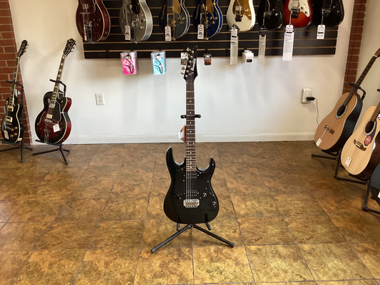 IBANEZ GIO ELECTRIC GUITAR